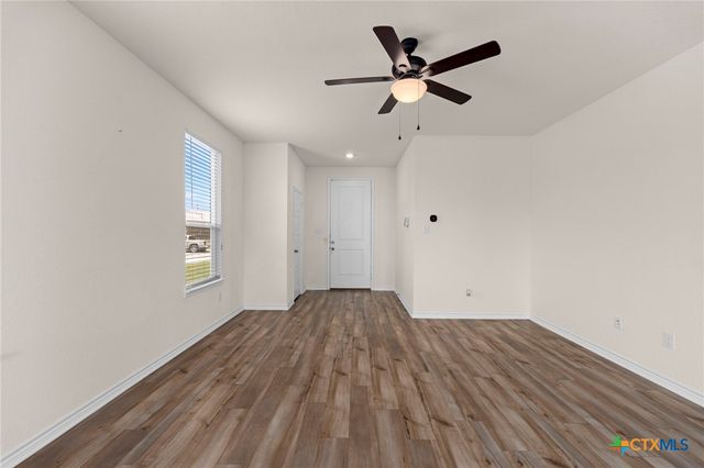 5012 Arrow Vista, Marion, TX 78124