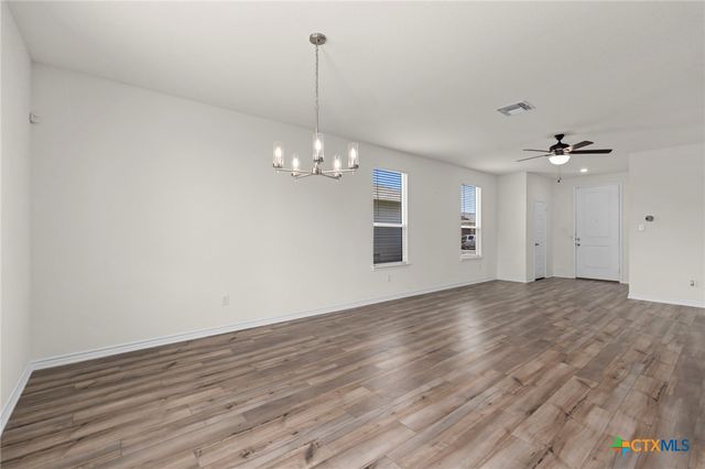 5012 Arrow Vista, Marion, TX 78124