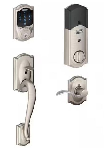 W255S5377 Primrose LANE, Waukesha, WI 53189