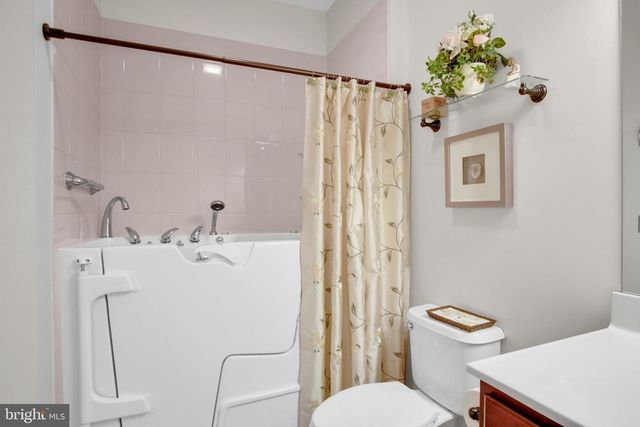 280 FOUNDERS WAY, Mechanicsburg, PA 17050