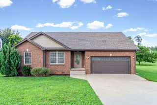 2445 Andersonville Dr, Clarksville, TN 37042