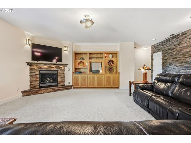22350 Sw 111TH Ave, Tualatin, OR 97062