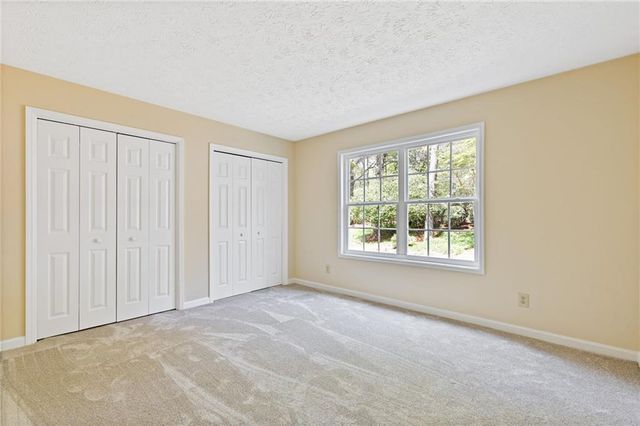 4447 Pineridge Circle, Dunwoody, GA 30338