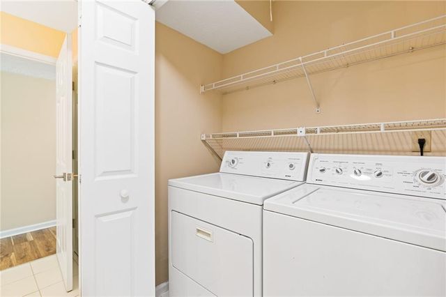 4447 Pineridge Circle, Dunwoody, GA 30338