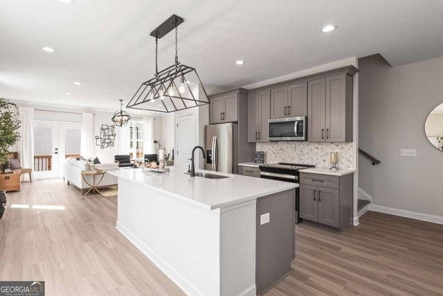 1959 Hollywood Road NW 22, Atlanta, GA 30318