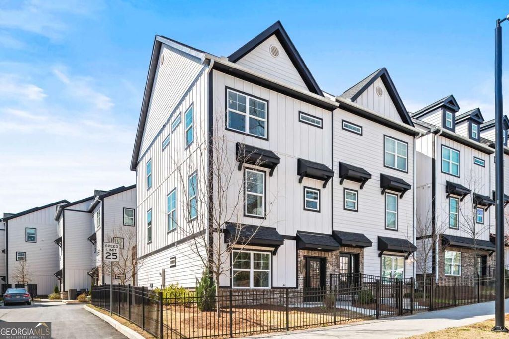1959 Hollywood Road NW 22, Atlanta, GA 30318 — photo 3