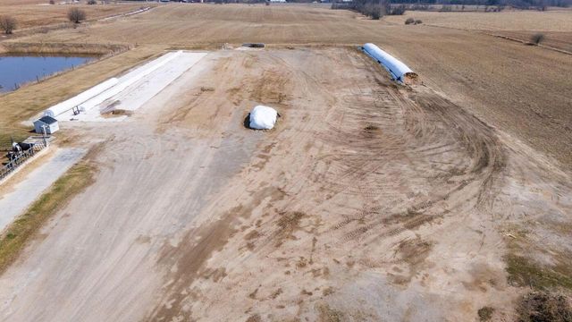 8223 Middle ROAD, Oostburg, WI 53070