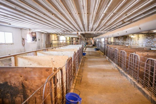 8223 Middle ROAD, Oostburg, WI 53070