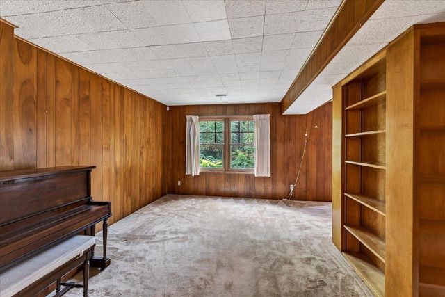310 Cheyenne Trail, Madison, WI 53705