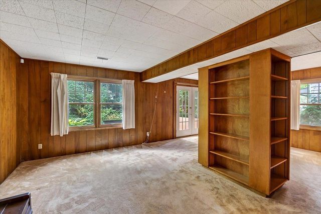 310 Cheyenne Trail, Madison, WI 53705