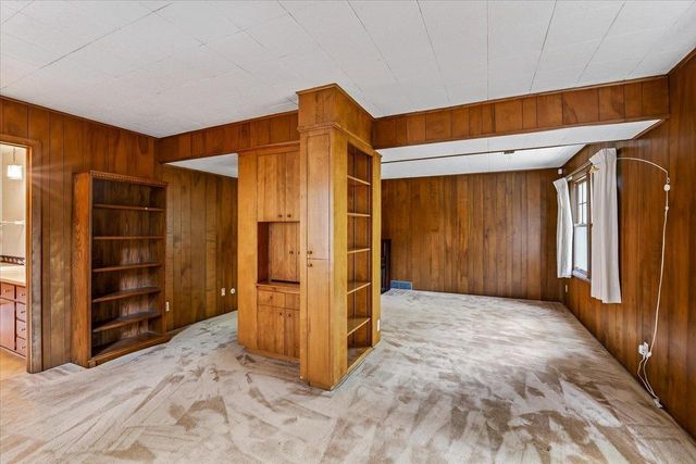 310 Cheyenne Trail, Madison, WI 53705