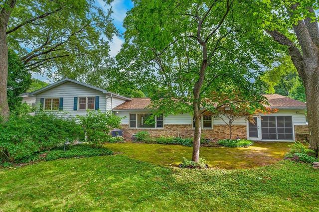 310 Cheyenne Trail, Madison, WI 53705