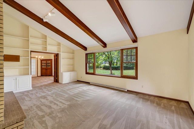 310 Cheyenne Trail, Madison, WI 53705