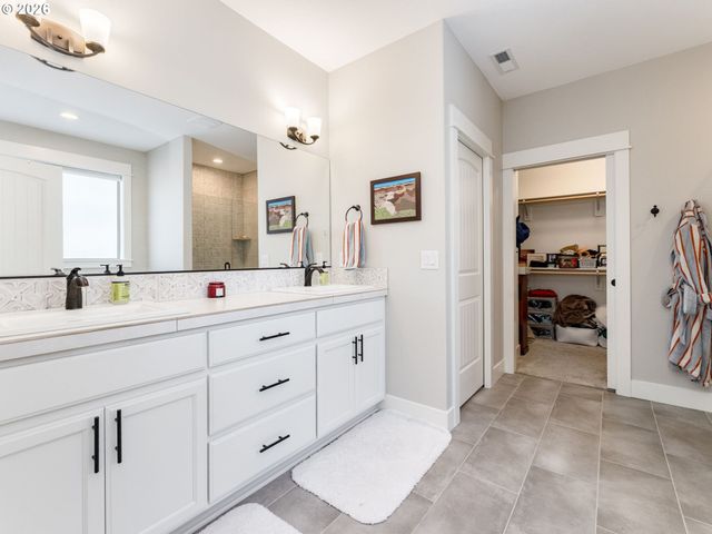 13305 Ne 60TH Ave, Vancouver, WA 98686