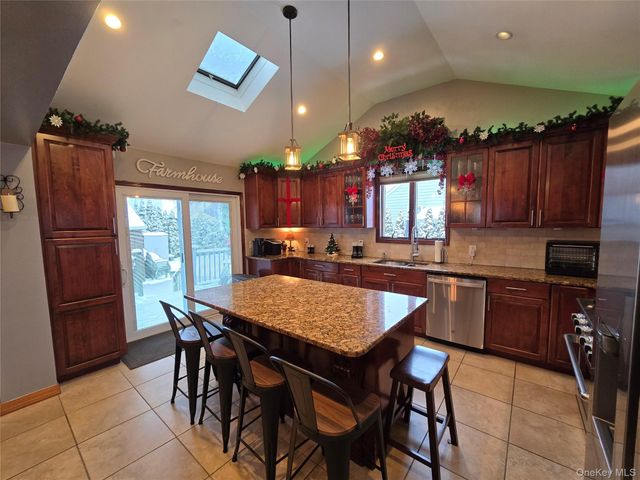 177 Sheridan Boulevard, Mineola, NY 11501