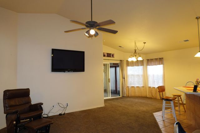 757 Valley Meadows Drive, Rio Rancho, NM 87144