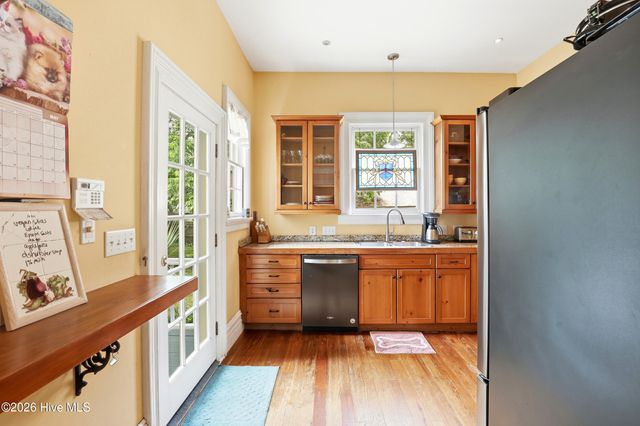 306 S 4th Street, Wilmington, NC 28401