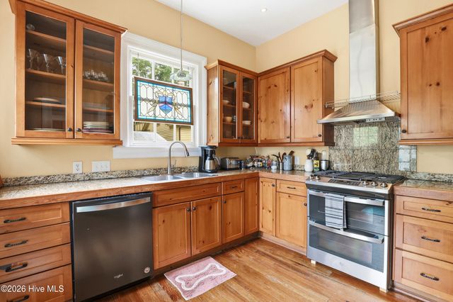 306 S 4th Street, Wilmington, NC 28401