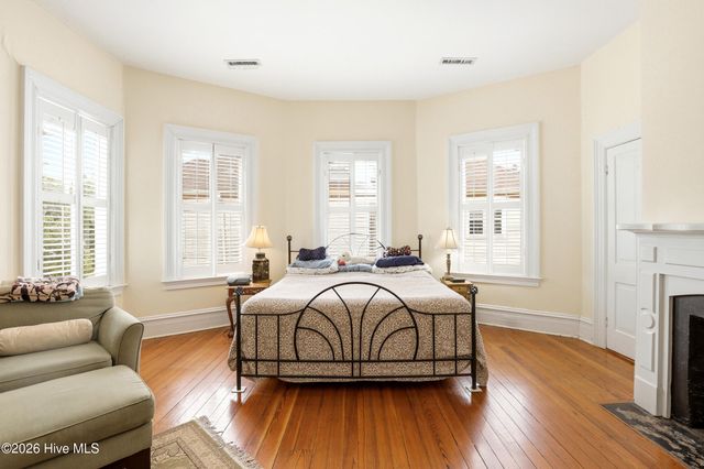 306 S 4th Street, Wilmington, NC 28401