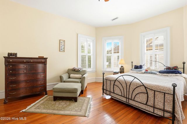 306 S 4th Street, Wilmington, NC 28401