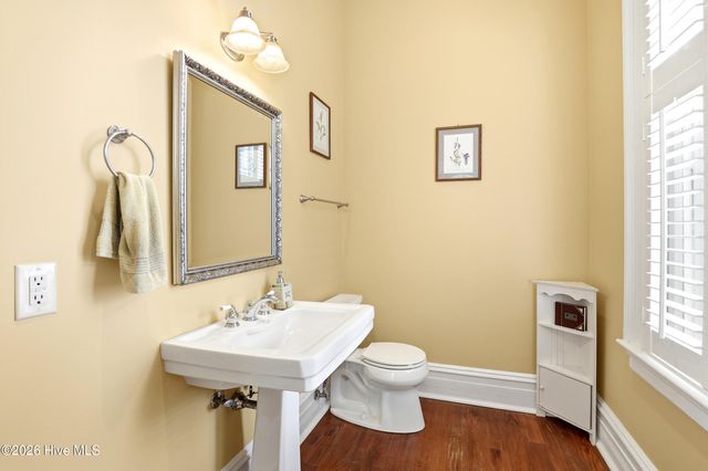 306 S 4th Street, Wilmington, NC 28401