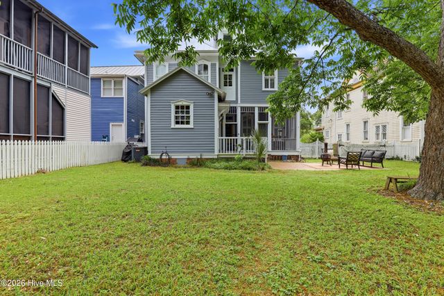 306 S 4th Street, Wilmington, NC 28401
