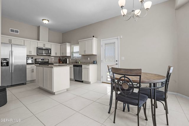 13944 Garforth Avenue, Horizon City, TX 79928