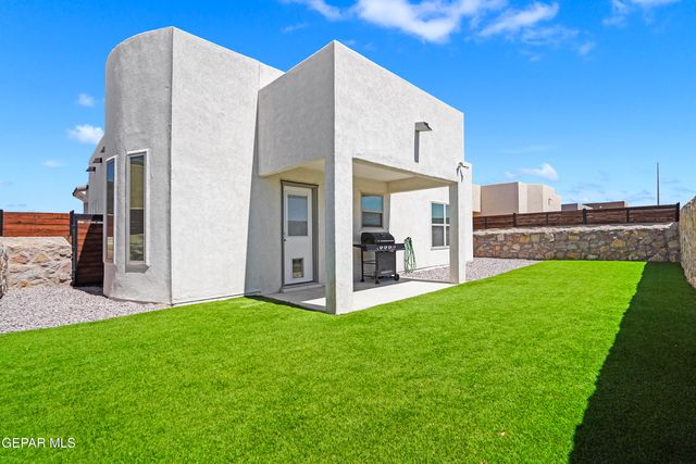 13944 Garforth Avenue, Horizon City, TX 79928