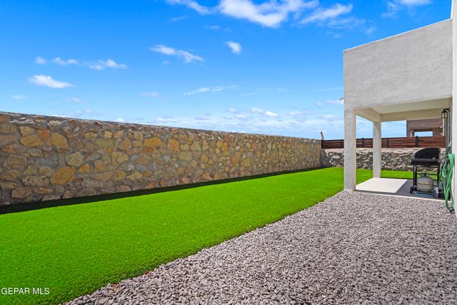 13944 Garforth Avenue, Horizon City, TX 79928