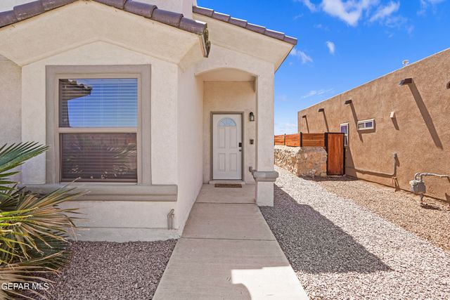 13944 Garforth Avenue, Horizon City, TX 79928