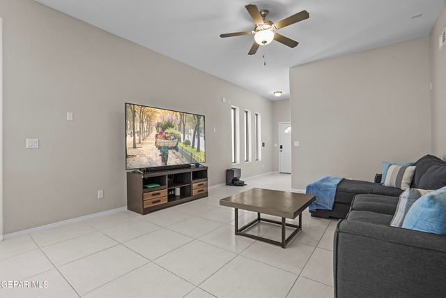 13944 Garforth Avenue, Horizon City, TX 79928