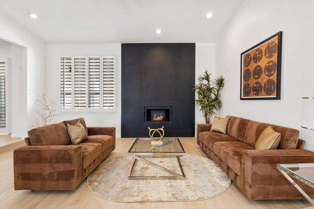 47215 Heliotrope Drive, Palm Desert, CA 92260