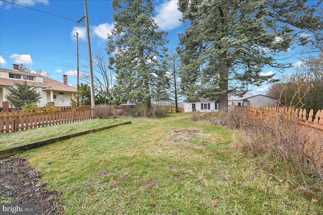 1499 W PRINCESS ST, York, PA 17404