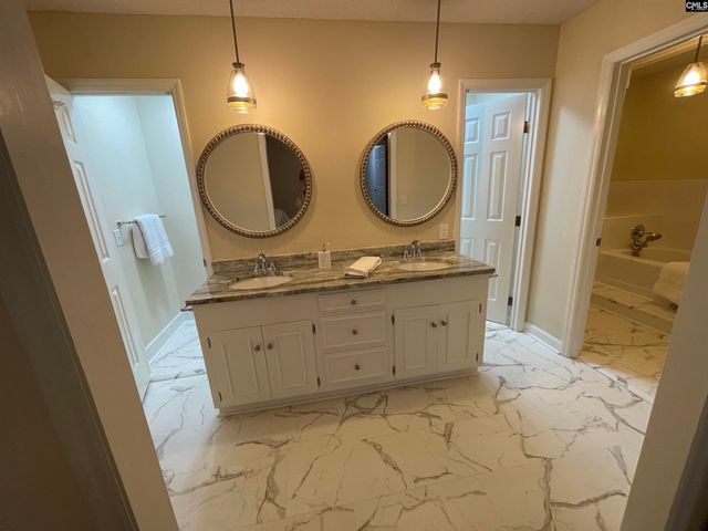 2204 Bee Ridge Road, Columbia, SC 29223