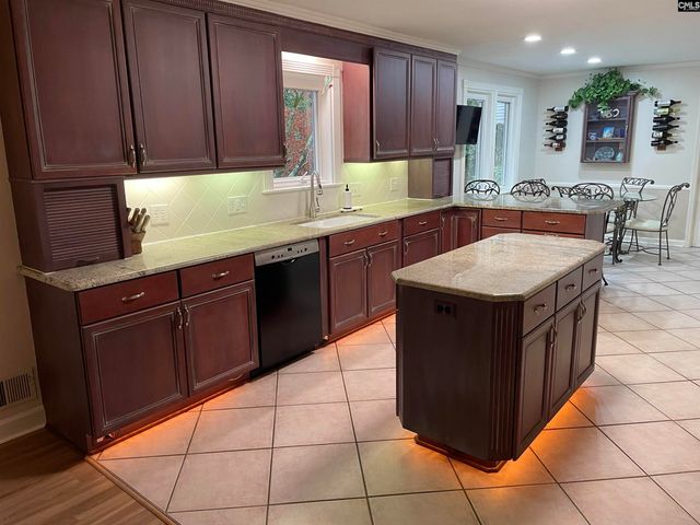 2204 Bee Ridge Road, Columbia, SC 29223