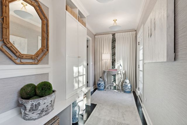 85 Sunset Place, Lake Forest, IL 60045