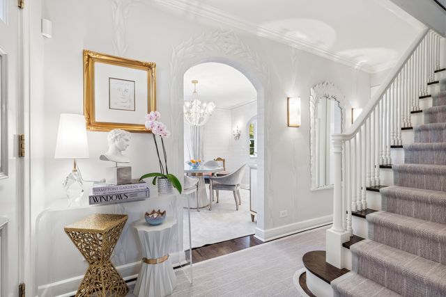 85 Sunset Place, Lake Forest, IL 60045