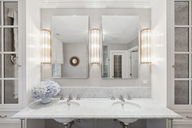 85 Sunset Place, Lake Forest, IL 60045