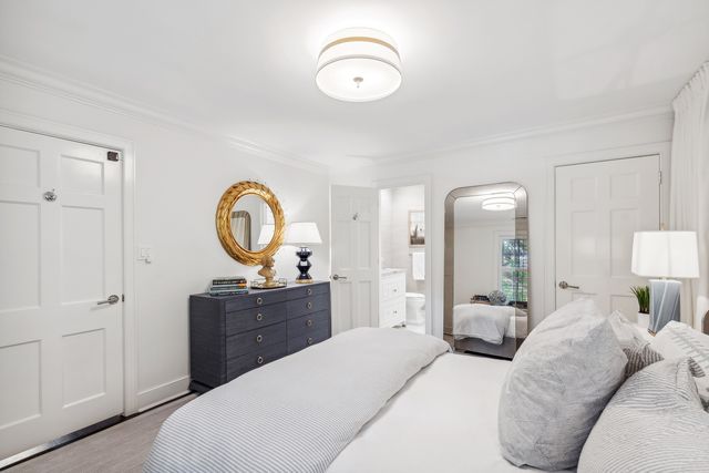 85 Sunset Place, Lake Forest, IL 60045