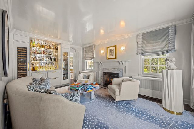 85 Sunset Place, Lake Forest, IL 60045