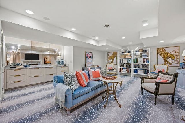 85 Sunset Place, Lake Forest, IL 60045