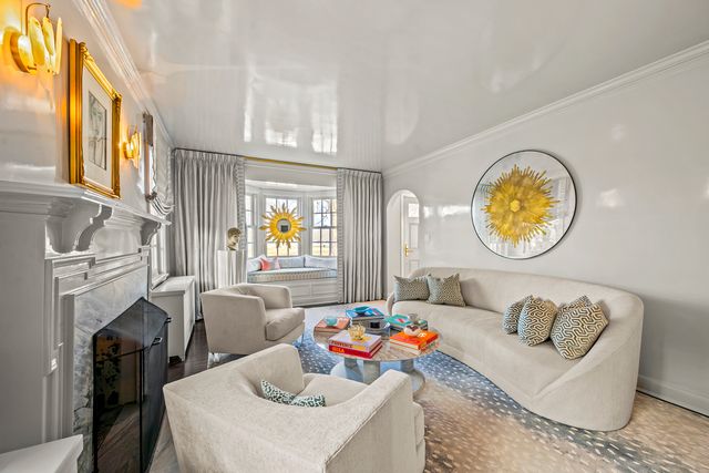 85 Sunset Place, Lake Forest, IL 60045