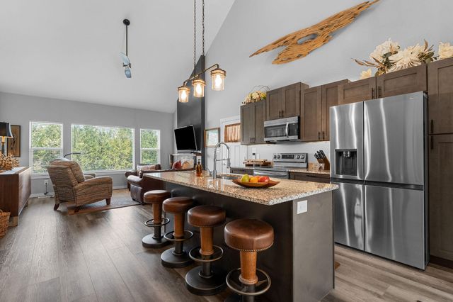 32 Cave Creek Lane, Lampe, MO 65681