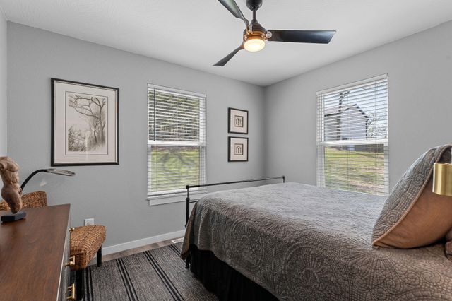 32 Cave Creek Lane, Lampe, MO 65681