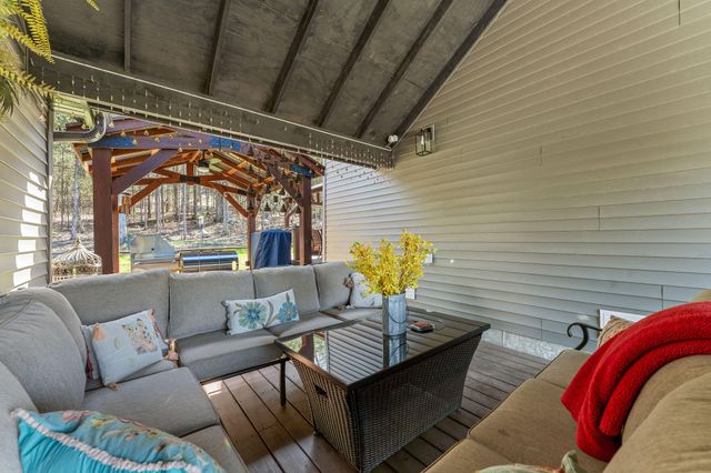 32 Cave Creek Lane, Lampe, MO 65681