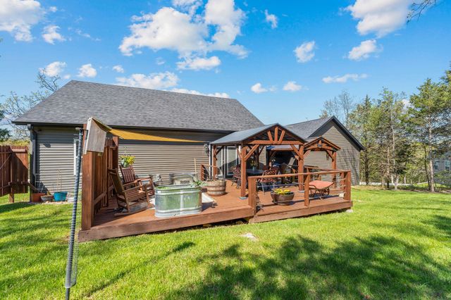 32 Cave Creek Lane, Lampe, MO 65681