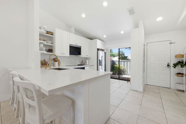 8396 Boca Glades Boulevard E, Boca Raton, FL 33434