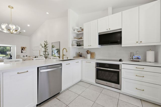 8396 Boca Glades Boulevard E, Boca Raton, FL 33434