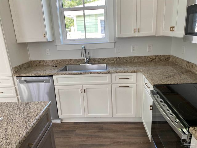 605 S N St, Pensacola, FL 32502