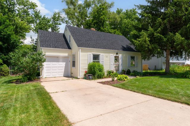 1257 Brandywine Circle, Batavia, IL 60510